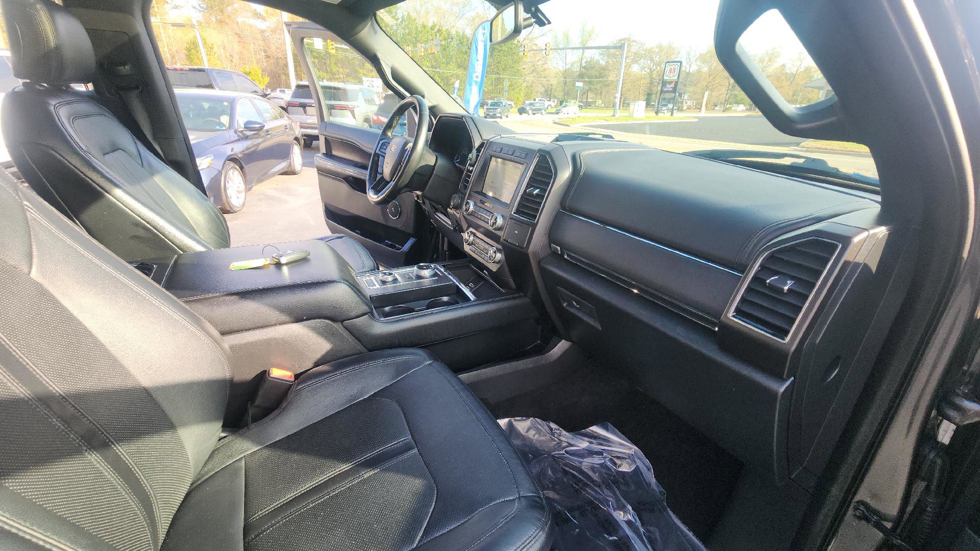 Used 2019 Ford Expedition Max Limited w/ Special Edition Package image 14