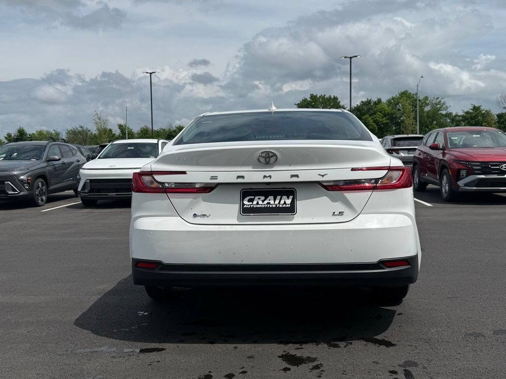 Used 2025 Toyota Camry LE FWD image 6