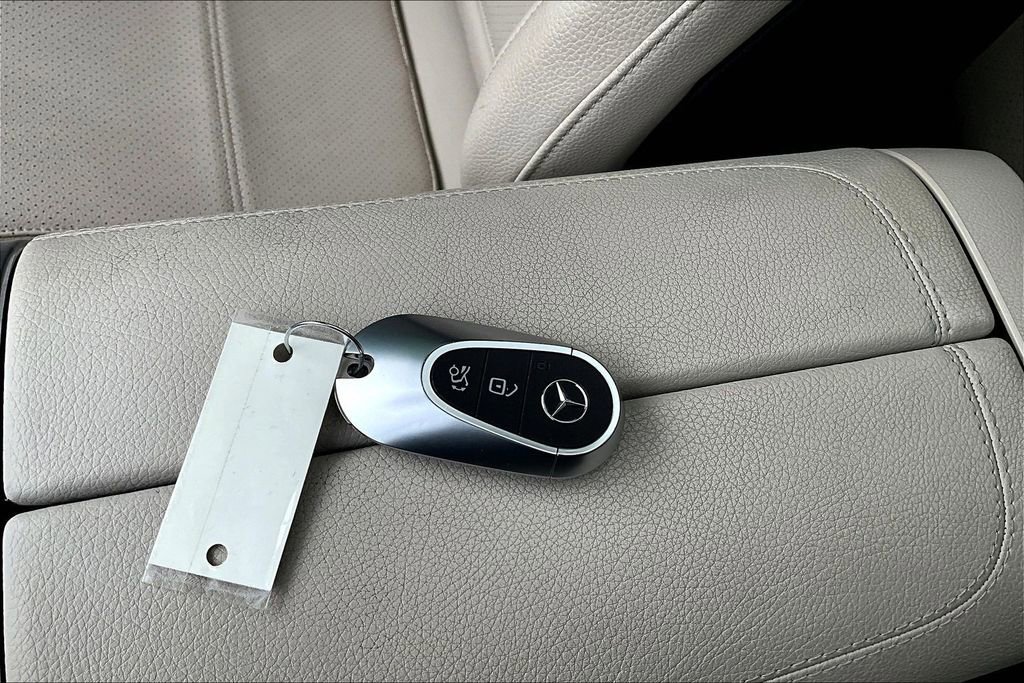 Used 2022 Mercedes-Benz C 300 4MATIC Sedan image 34