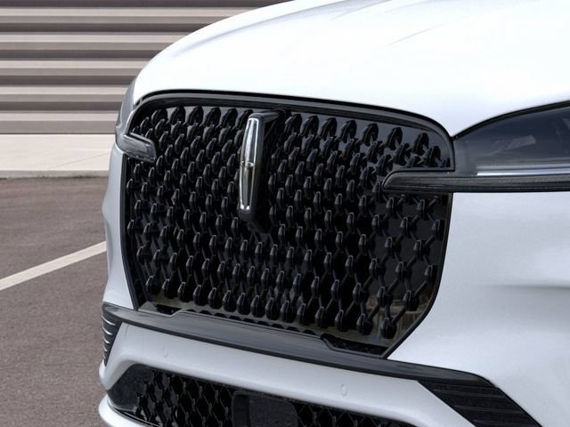 New 2026 Lincoln Aviator 2WD w/ Jet Appearance Package image 17