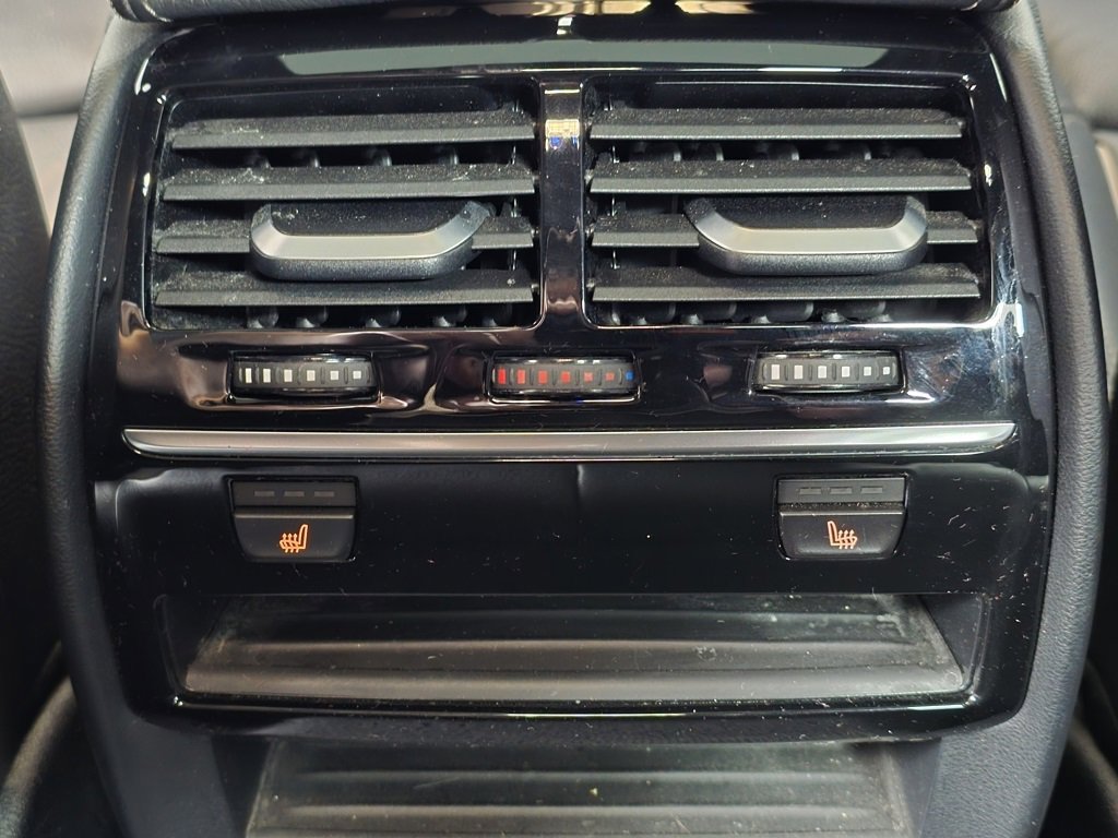 Used 2019 BMW 530i xDrive w/ Convenience Package image 15