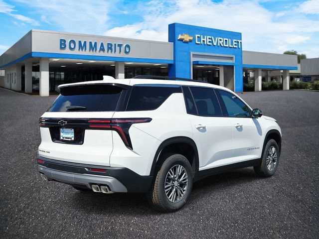 New 2026 Chevrolet Traverse LT w/ Driver Confidence Package AWD/4WD image 5
