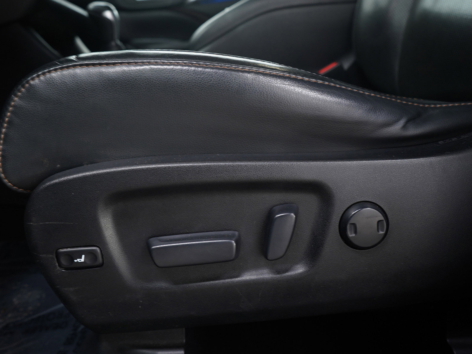 Used 2017 Toyota Highlander Limited image 26