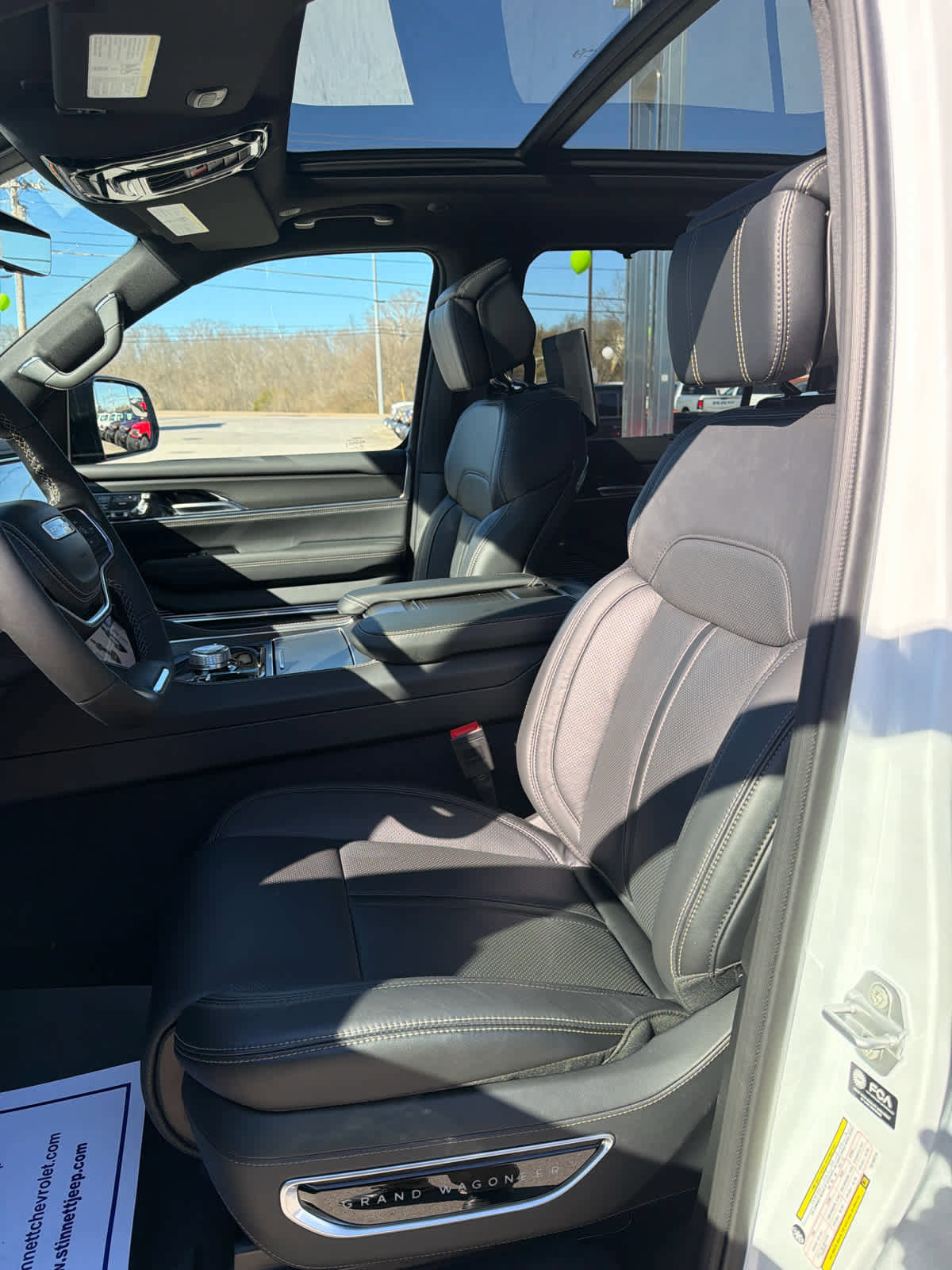 New 2026 Jeep Grand Wagoneer Summit image 16