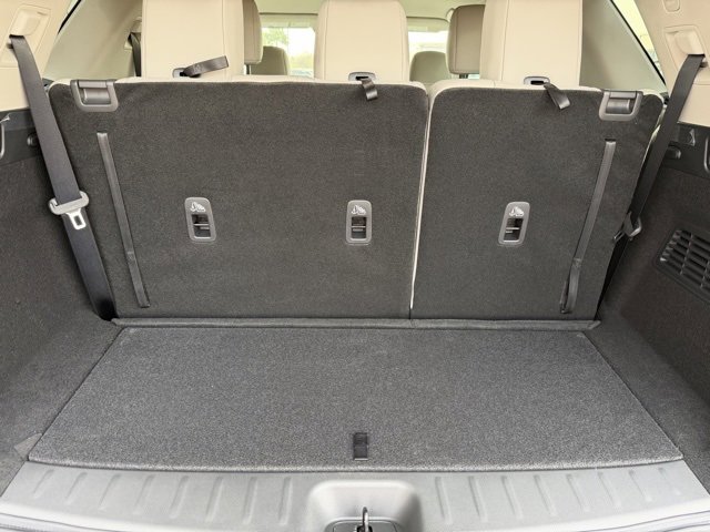 New 2026 Nissan Pathfinder SL image 9