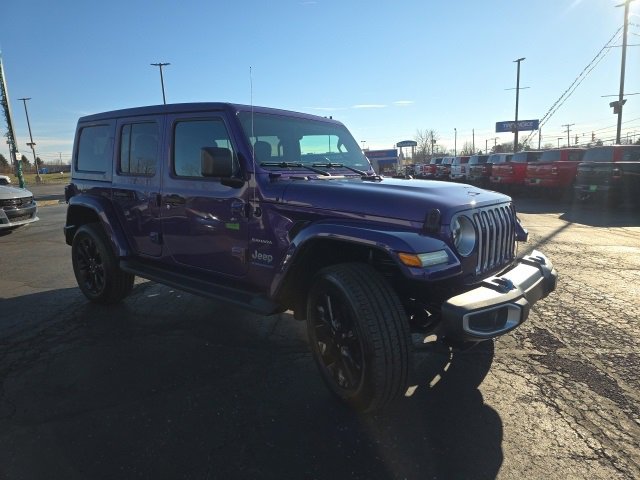 Used 2023 Jeep Wrangler Unlimited Sahara w/ Cold Weather Group image 8