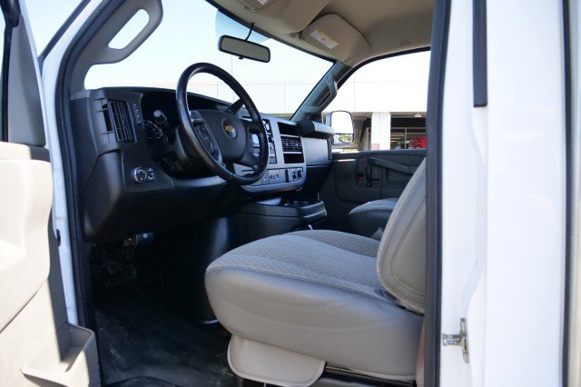 Used 2021 Chevrolet Express 3500 w/ Power Convenience Package RWD image 15