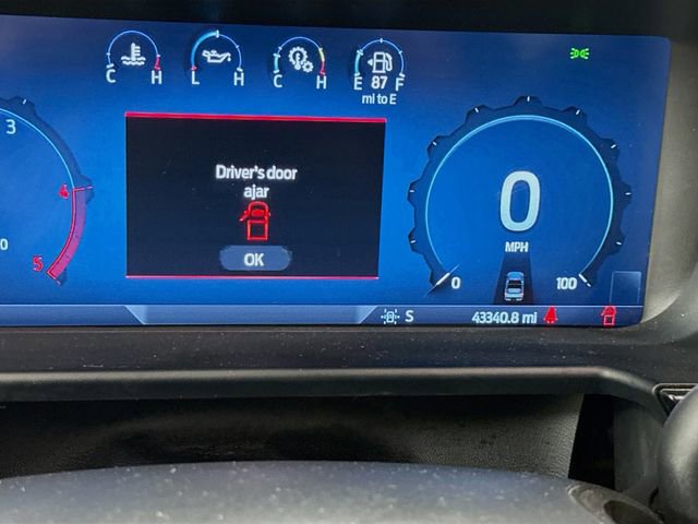 Used 2024 Ford F350 Lariat w/ Lariat Ultimate Package image 12