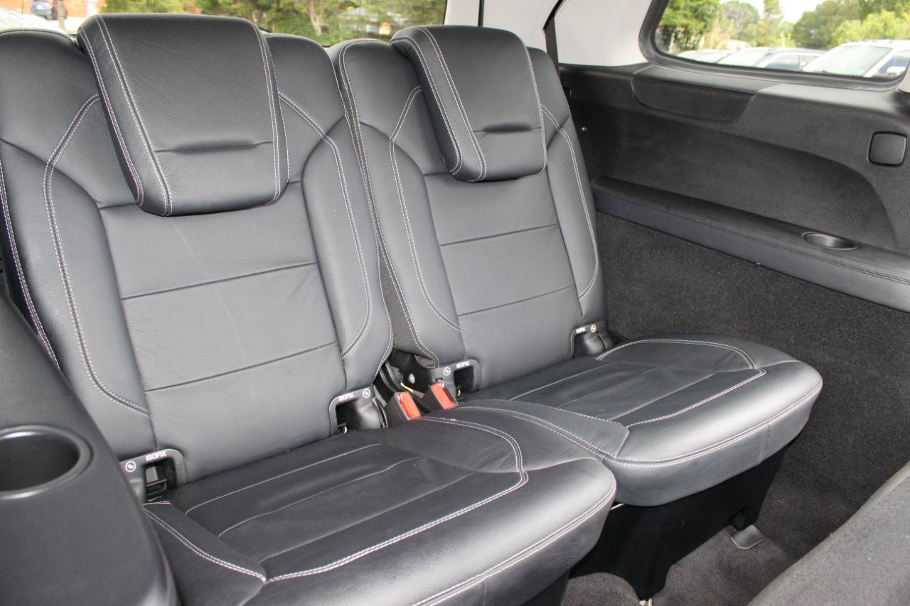 Used 2014 Mercedes-Benz GL 550 4MATIC image 22
