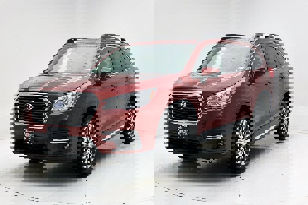 Used 2022 Subaru Ascent Limited w/ Technology Package image 2