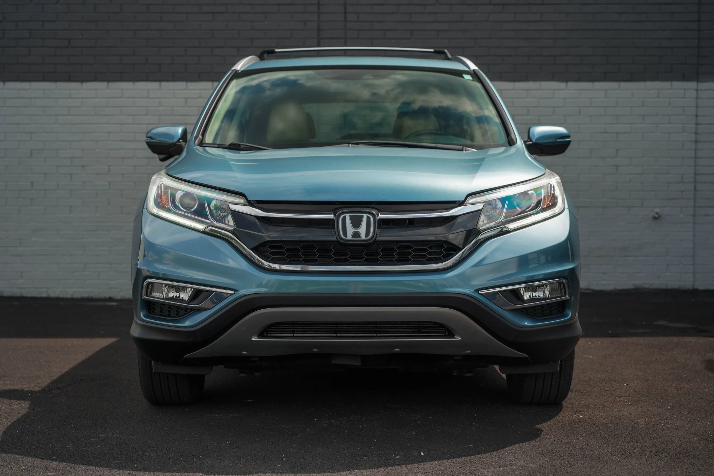Used 2015 Honda CR-V Touring image 2