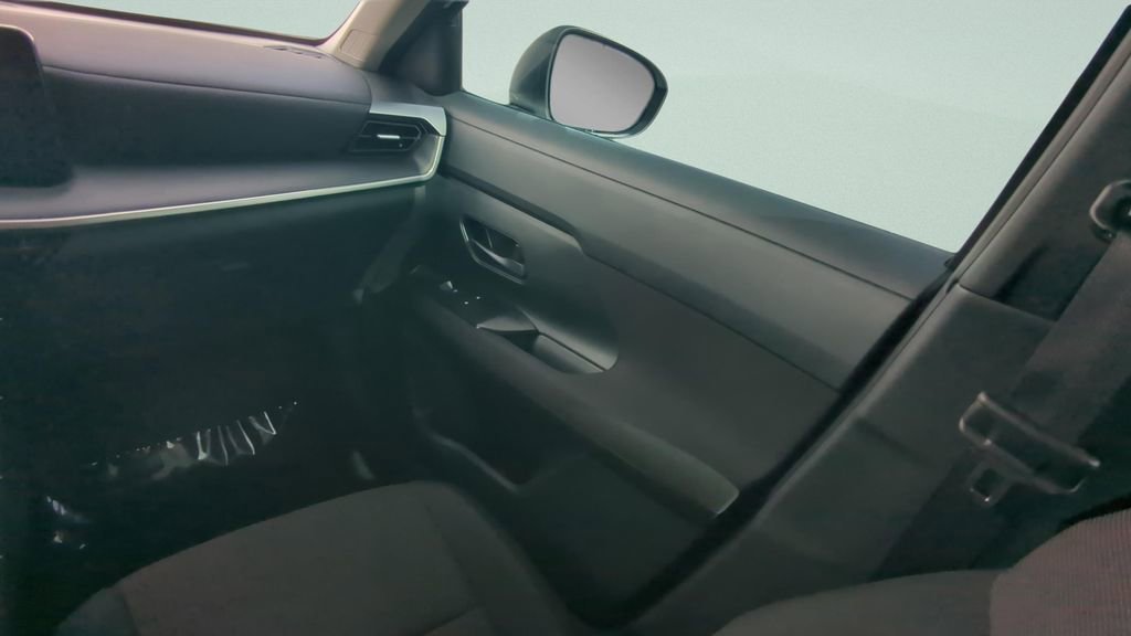 Certified 2025 Nissan Kicks S image 16