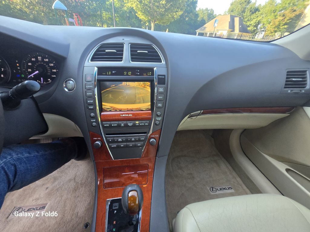Used 2011 Lexus ES 350 image 19