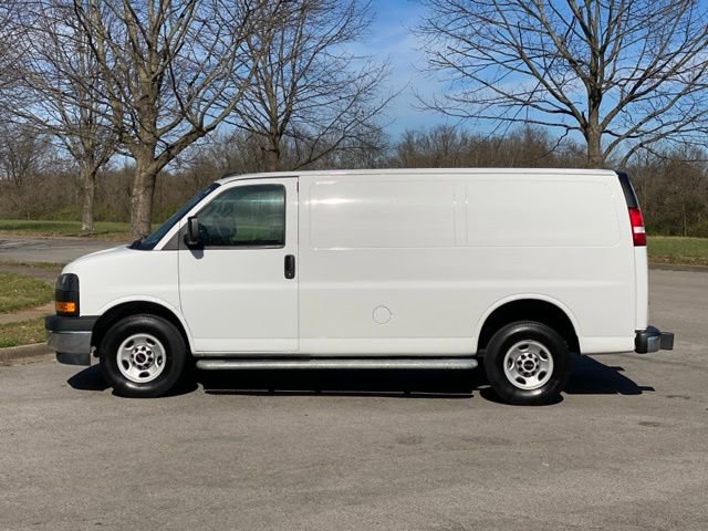 Used 2024 GMC Savana 2500 w/ Driver Convenience Package image 4