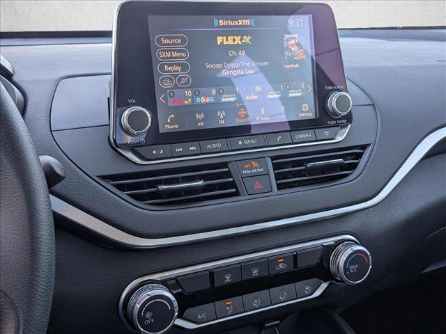 Certified 2025 Nissan Altima 2.5 S FWD image 13