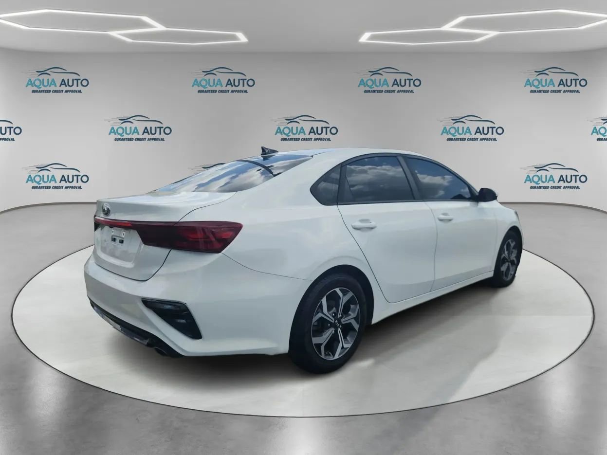 Used 2020 Kia Forte LXS FWD image 5