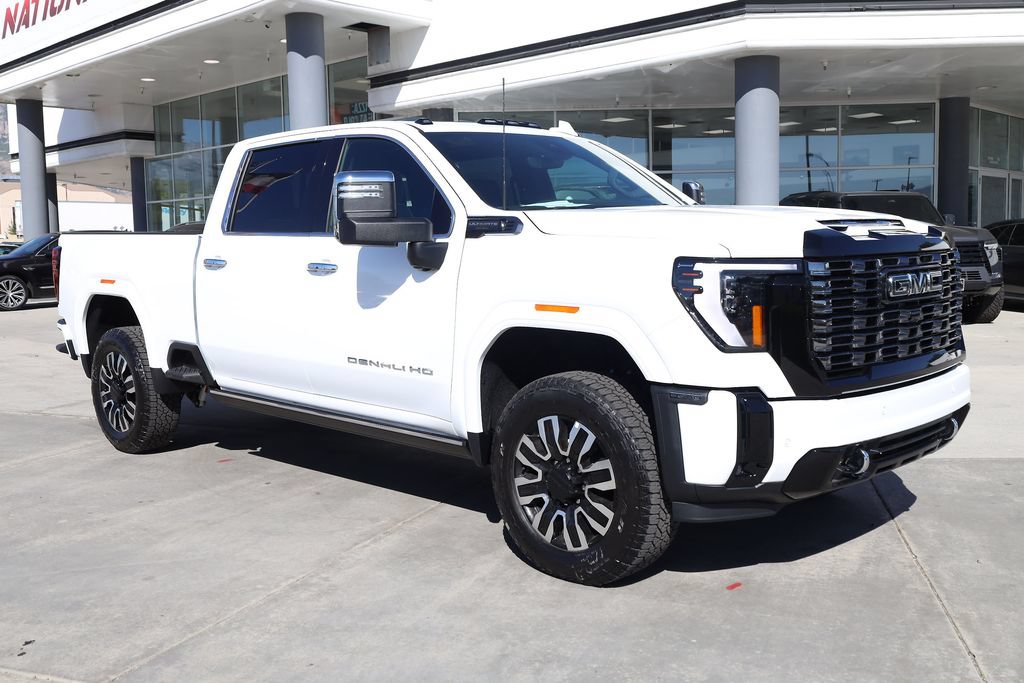 New 2026 GMC Sierra 3500 Denali Ultimate AWD/4WD image 8
