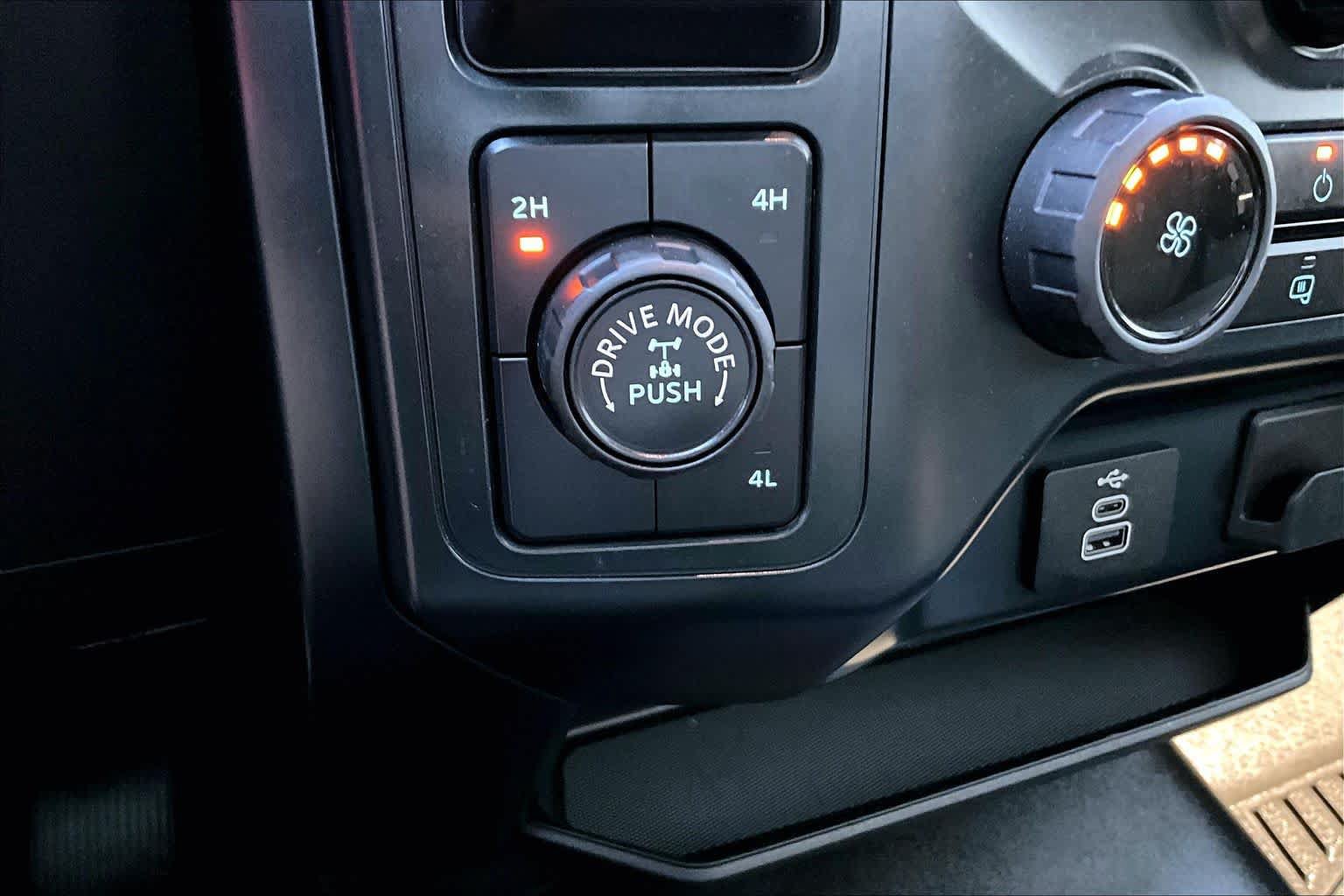 Used 2025 Ford F150 XL AWD/4WD image 29