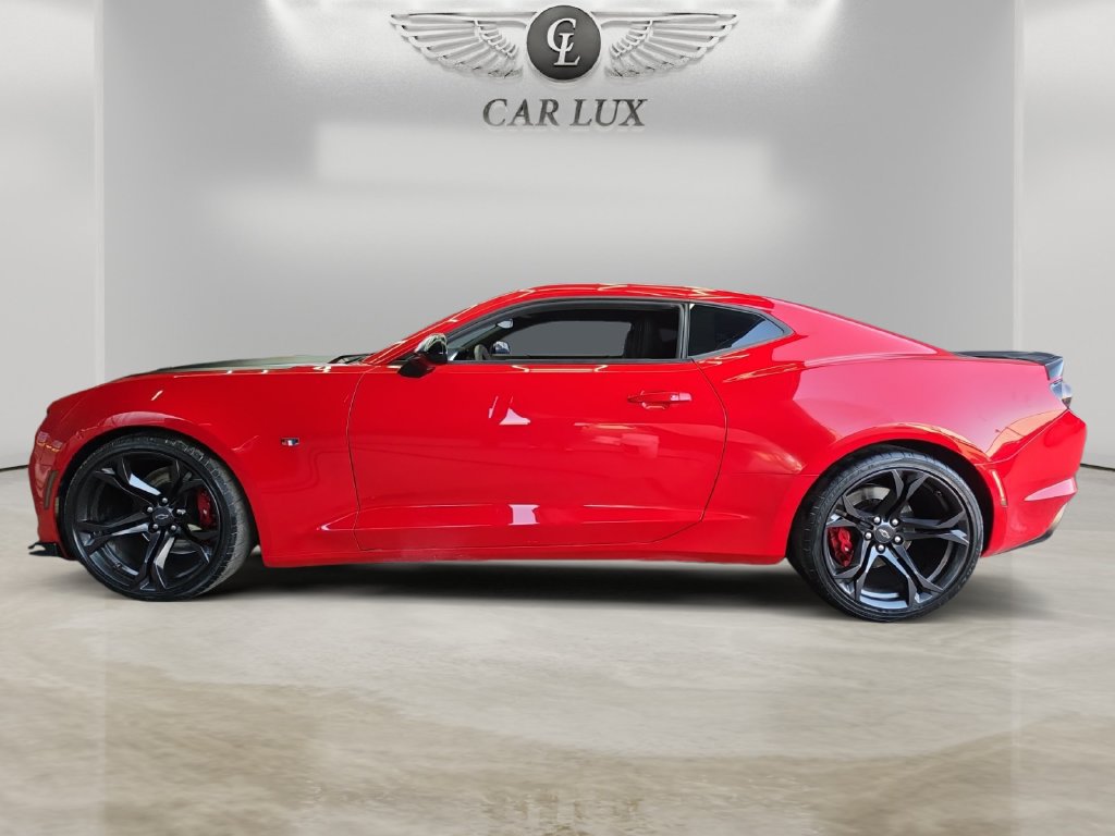 Used 2021 Chevrolet Camaro SS RWD image 2