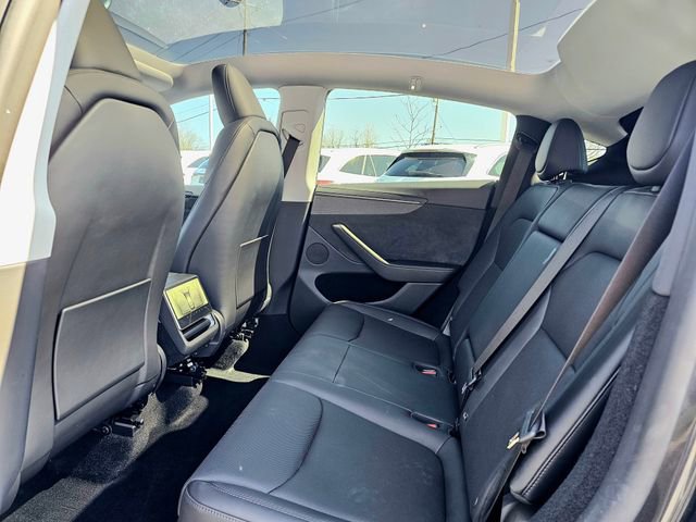 Used 2026 Tesla Model Y AWD image 19