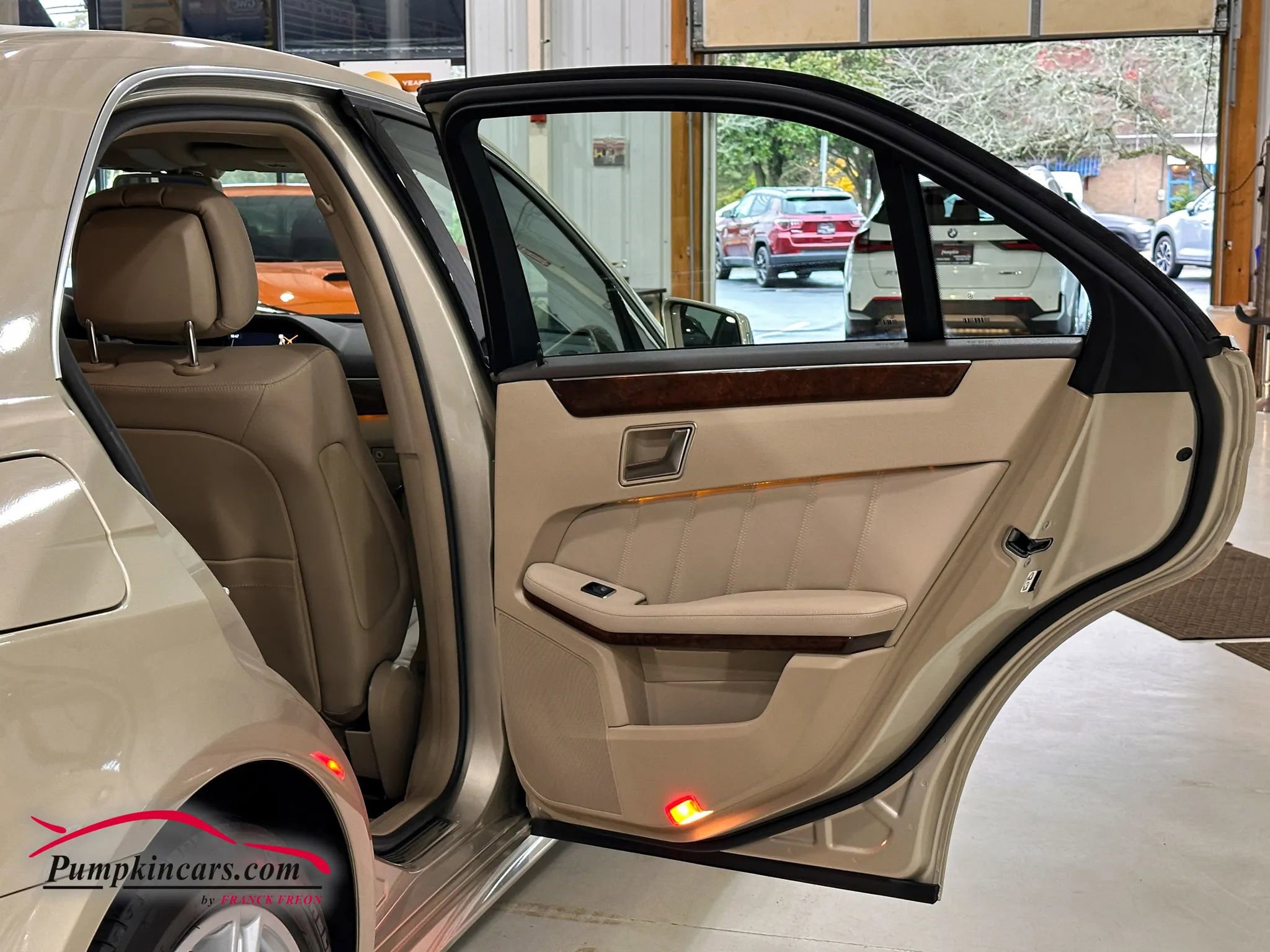 Used 2013 Mercedes-Benz E 350 Luxury w/ Premium 1 Pkg image 18