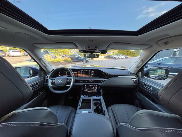 Used 2025 INFINITI QX80 Sensory AWD/4WD image 50