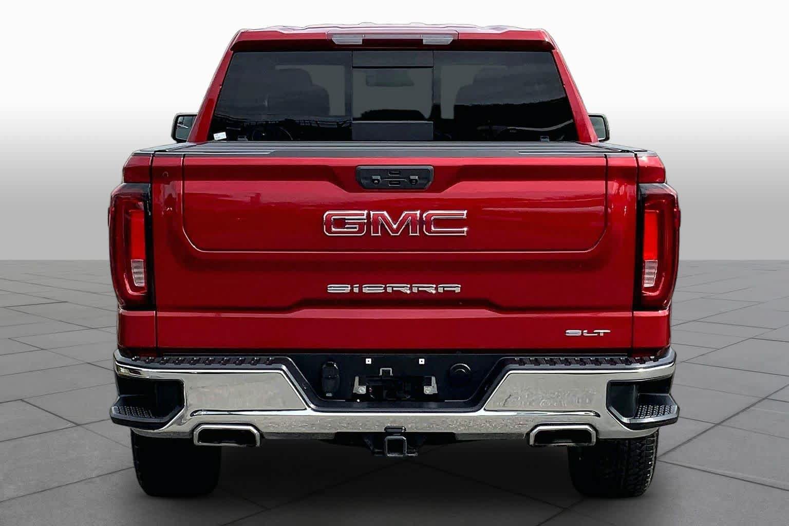 Used 2023 GMC Sierra 1500 SLT w/ SLT Premium Package AWD/4WD image 5