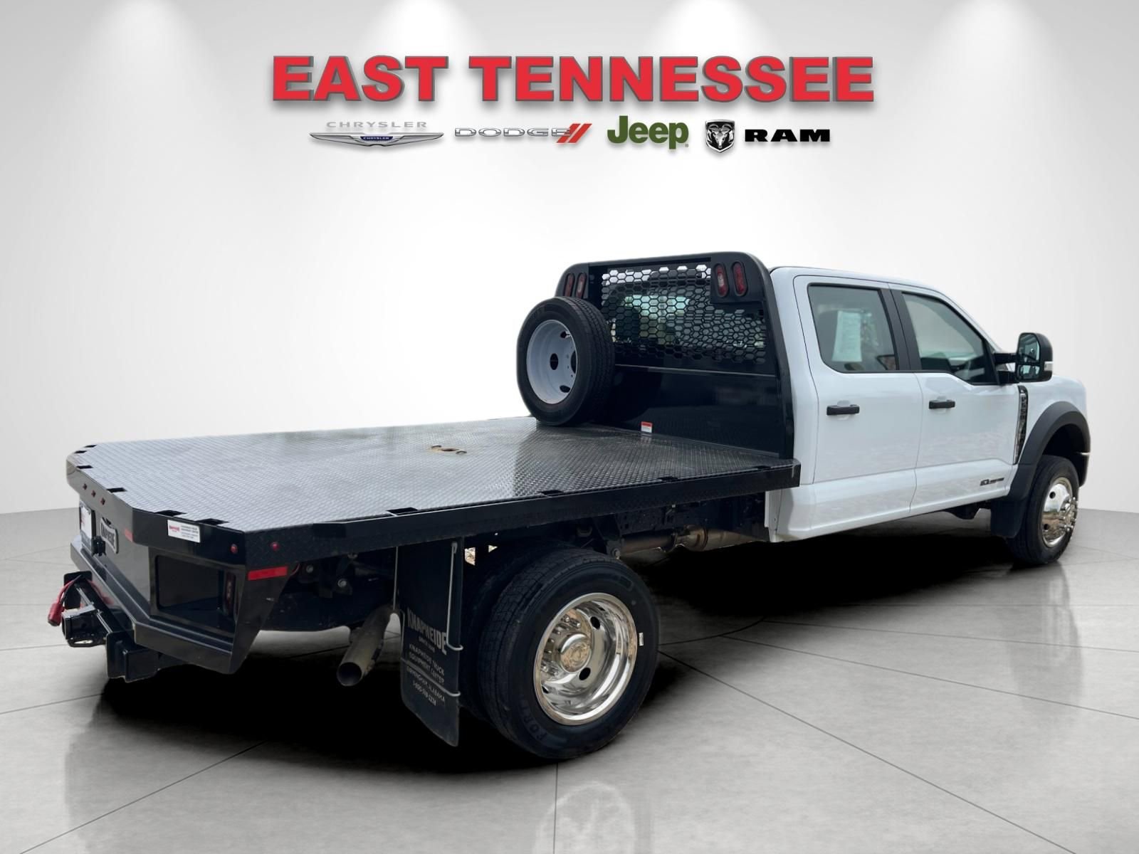 Used 2024 Ford F550 4x4 Crew Cab Super Duty image 3