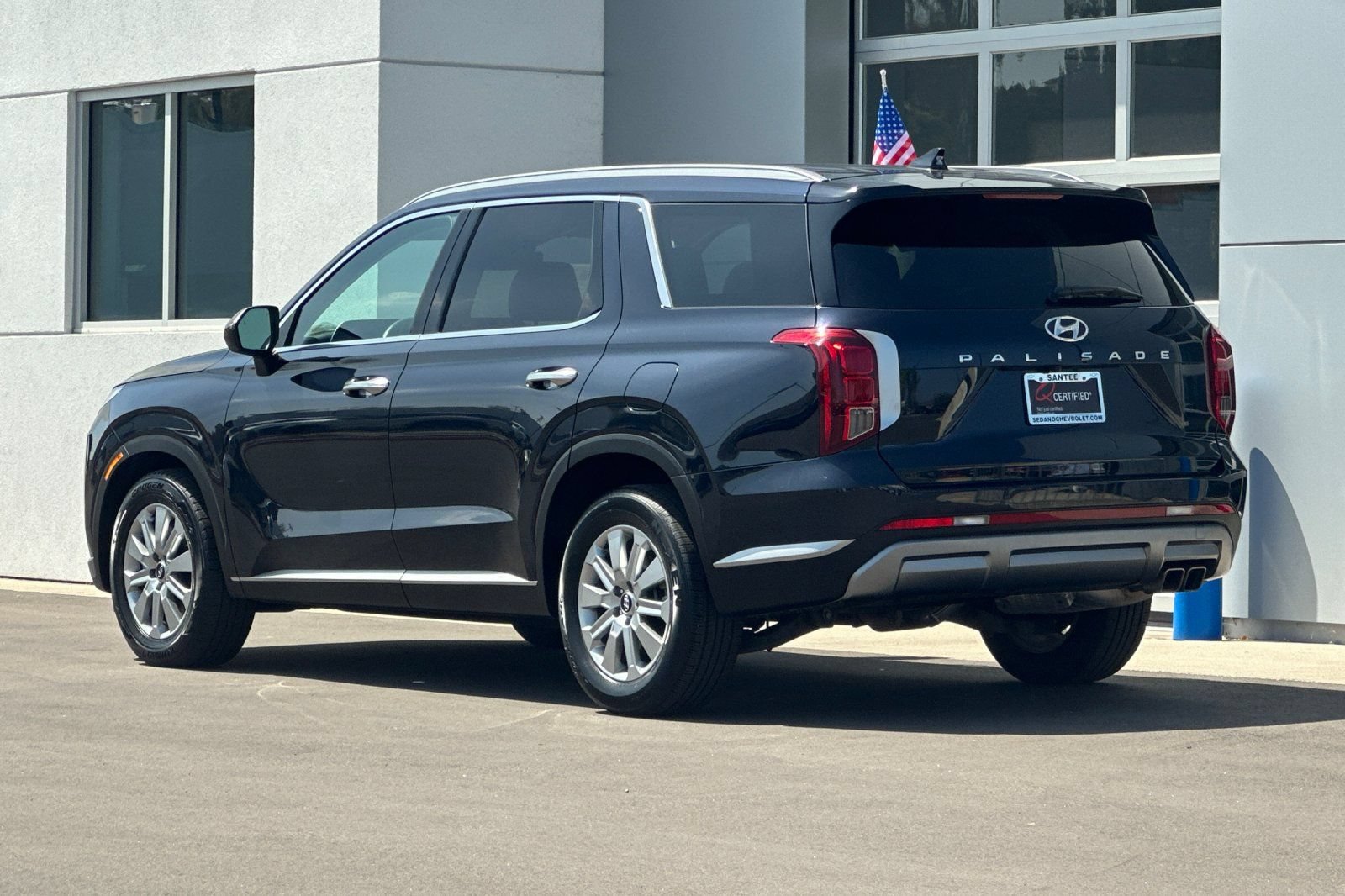 Used 2024 Hyundai Palisade SEL FWD image 6