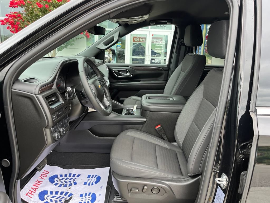 Used 2024 Chevrolet Tahoe LS w/ Driver Alert Package AWD/4WD image 3