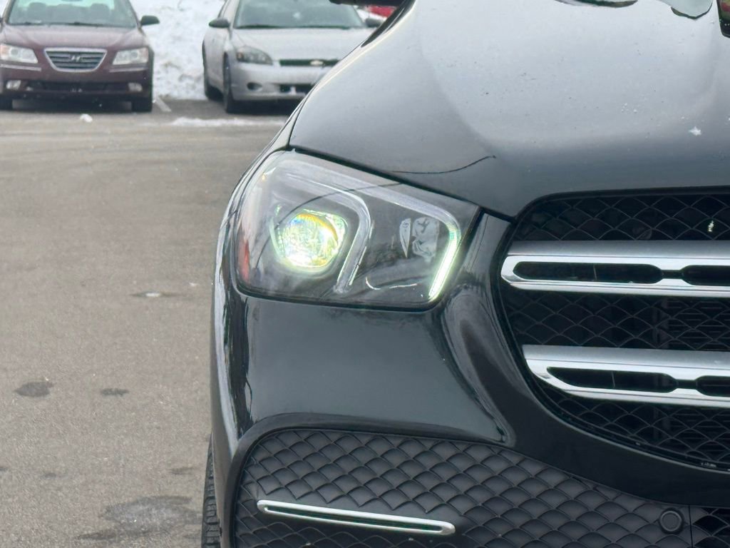 Used 2022 Mercedes-Benz GLE 350 4MATIC w/ Premium Package image 5