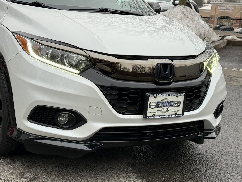 Used 2022 Honda HR-V Sport image 8
