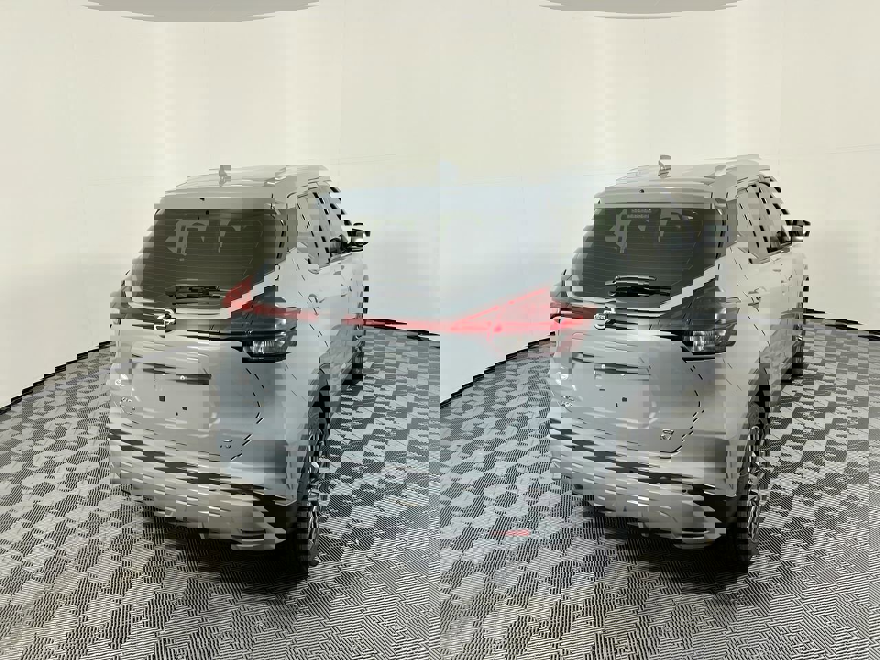 Used 2021 Nissan Kicks SV image 3