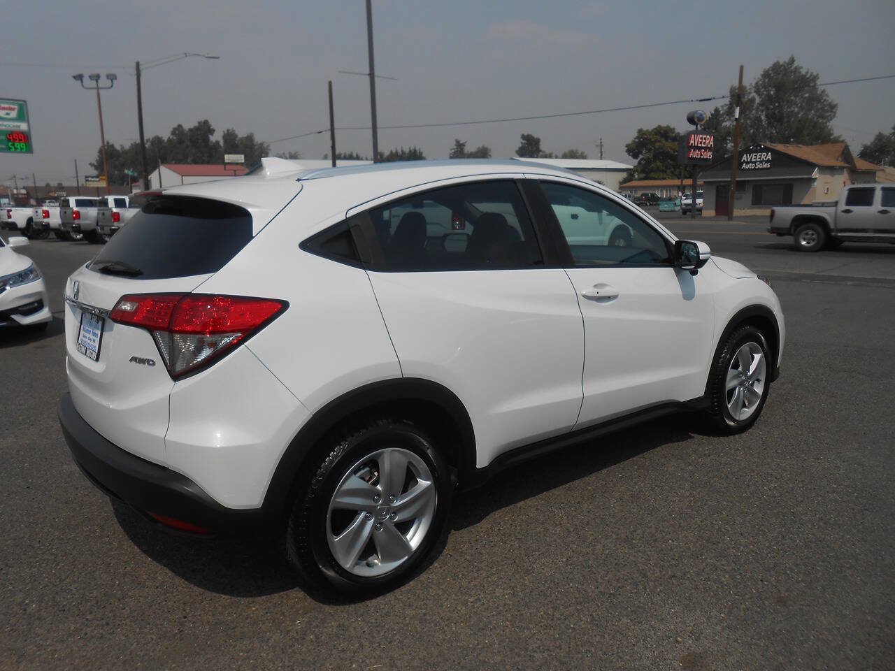 Used 2020 Honda HR-V EX-L image 9