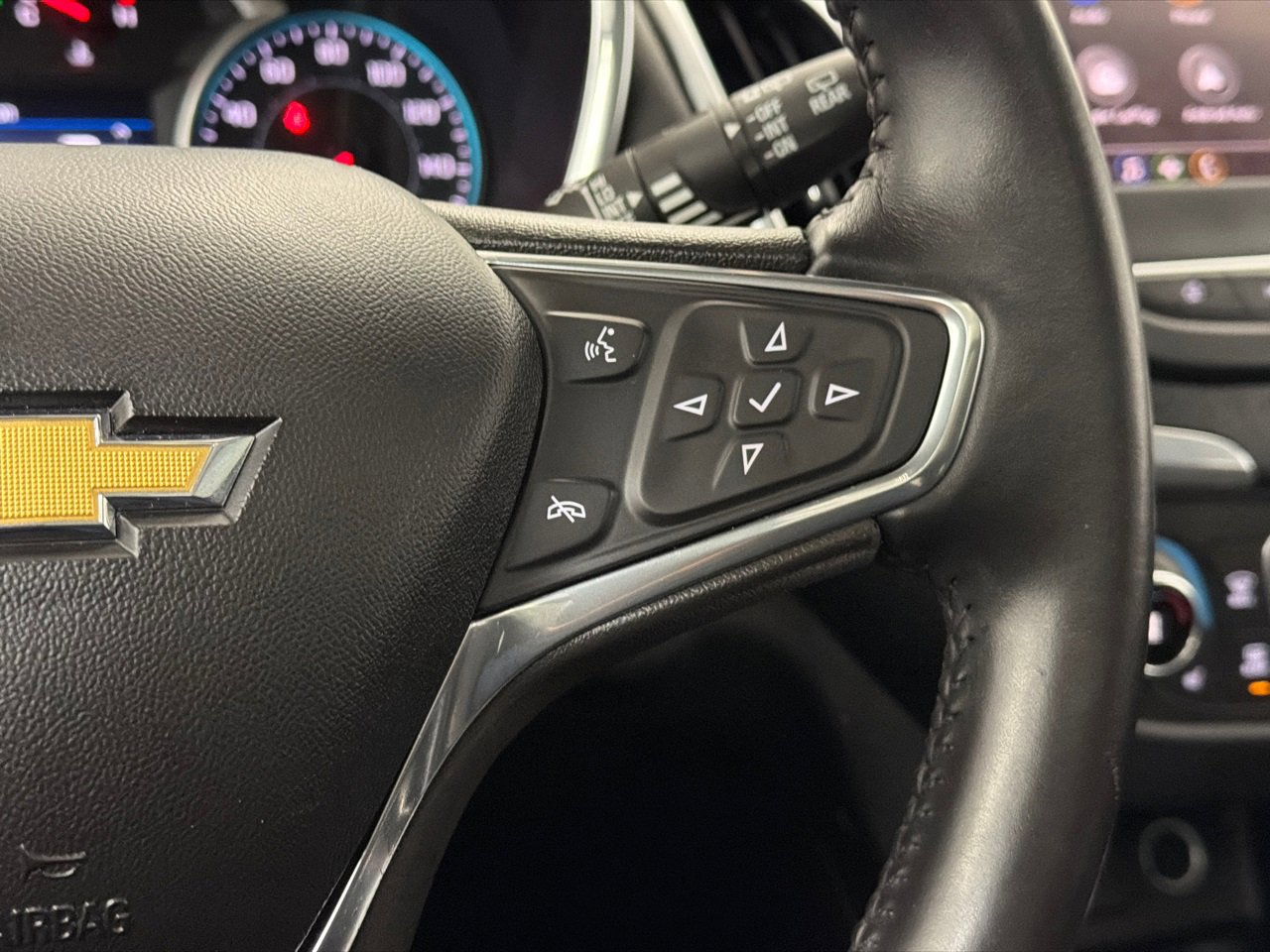 Used 2020 Chevrolet Equinox LT image 21