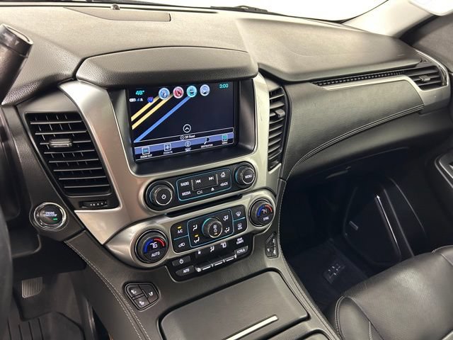 Used 2019 Chevrolet Suburban Premier AWD/4WD image 34