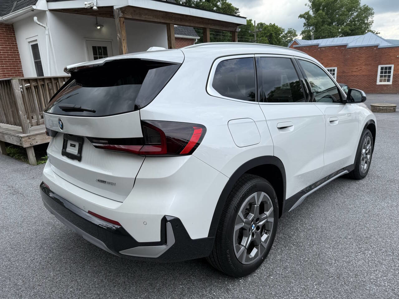 Used 2024 BMW X1 xDrive28i image 4