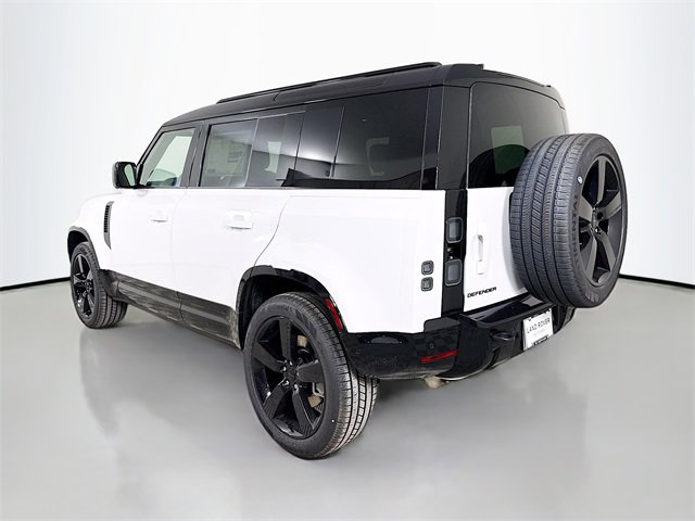 New 2026 Land Rover Defender 110 X-Dynamic SE image 7