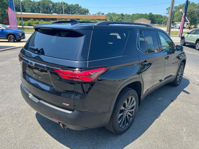 Used 2023 Chevrolet Traverse RS w/ LPO, Floor Liner Package AWD/4WD image 5