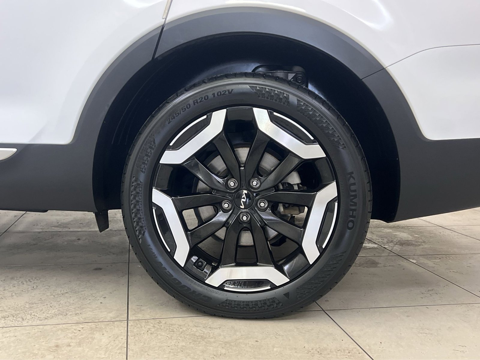 Used 2023 Kia Telluride S image 10