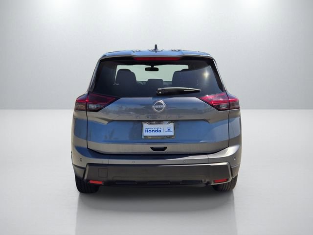Used 2025 Nissan Rogue SV image 5