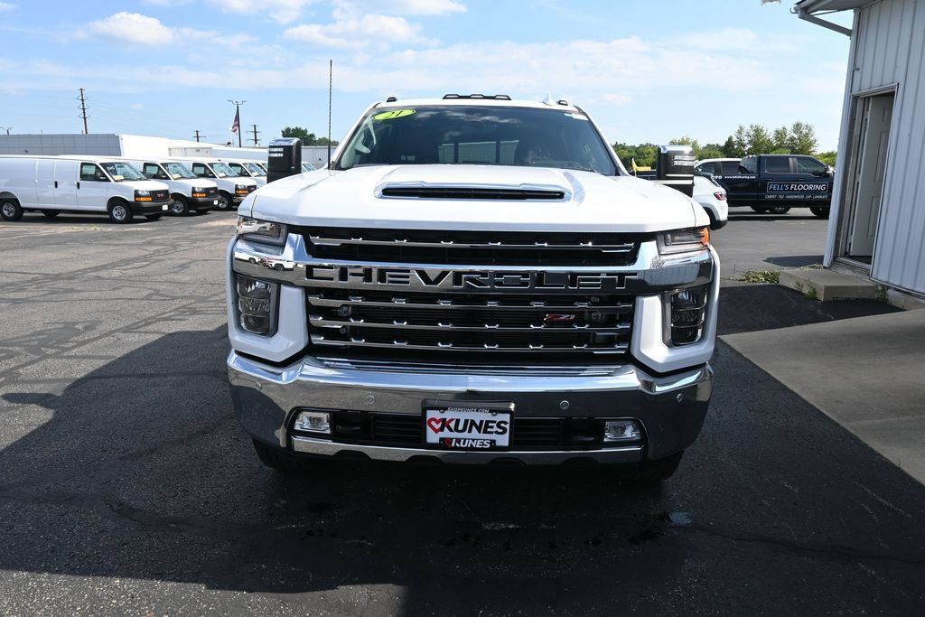 Used 2021 Chevrolet Silverado 2500 LTZ w/ LTZ Premium Package AWD/4WD image 42