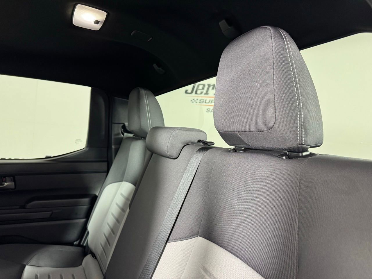 Used 2025 Toyota Tacoma TRD Off-Road image 26