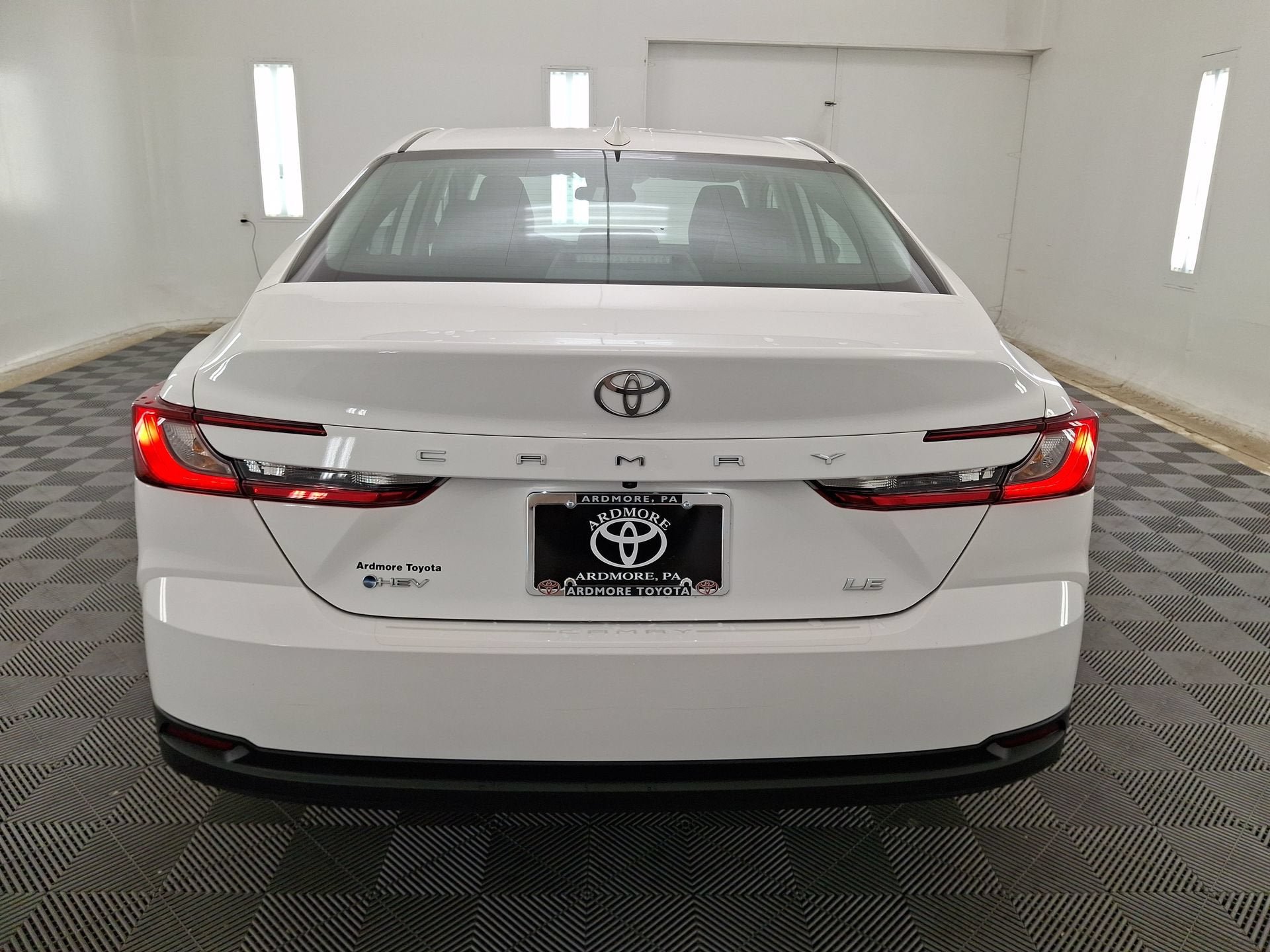 Used 2025 Toyota Camry LE FWD image 22