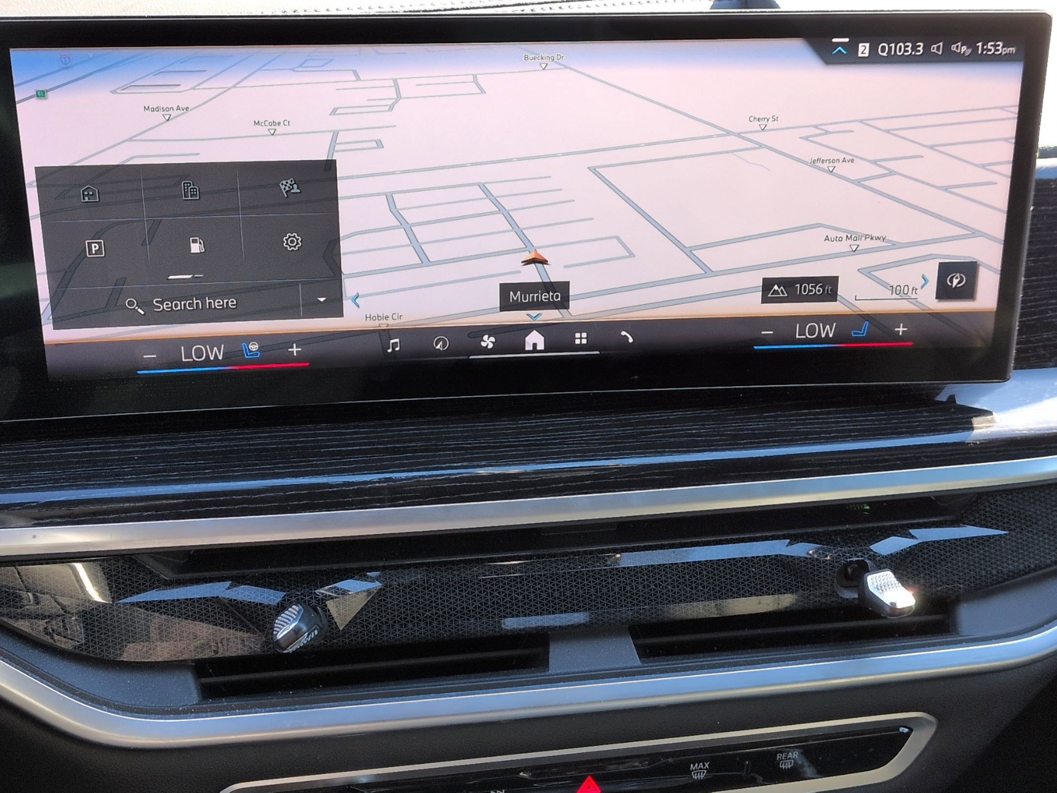 Certified 2024 BMW X7 xDrive40i w/ M Sport Package image 23