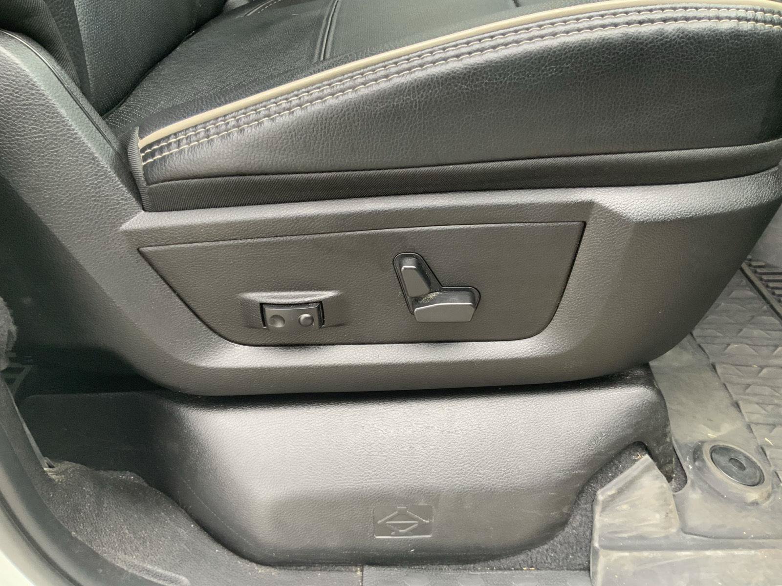 Used 2024 RAM 2500 Laramie w/ Safety Group AWD/4WD image 65
