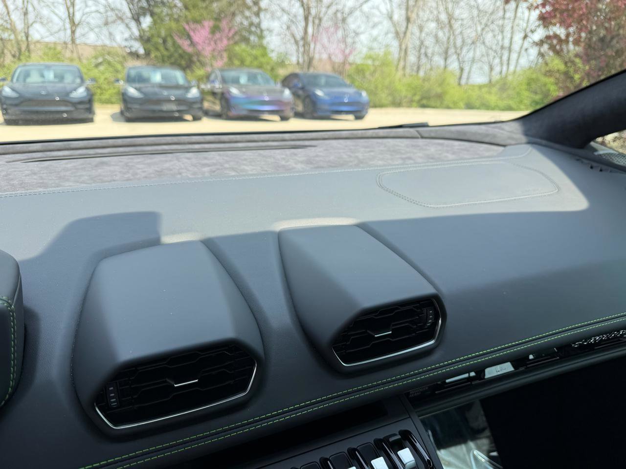 Used 2023 Lamborghini Huracan Tecnica RWD image 35