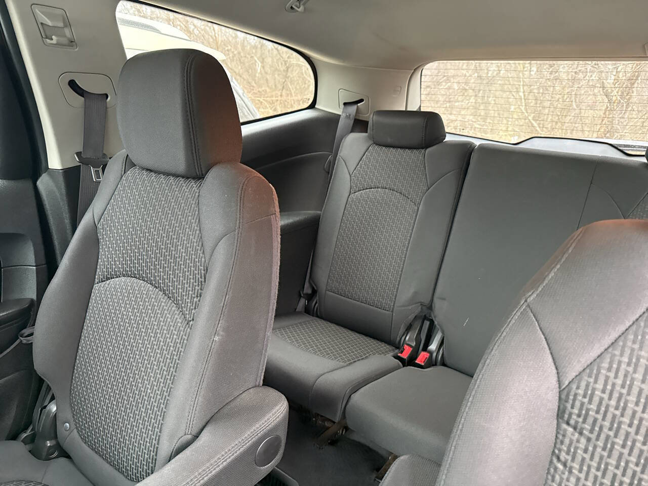 Used 2011 Chevrolet Traverse LT w/ LPO, 'HIT The Road' Package AWD/4WD image 14