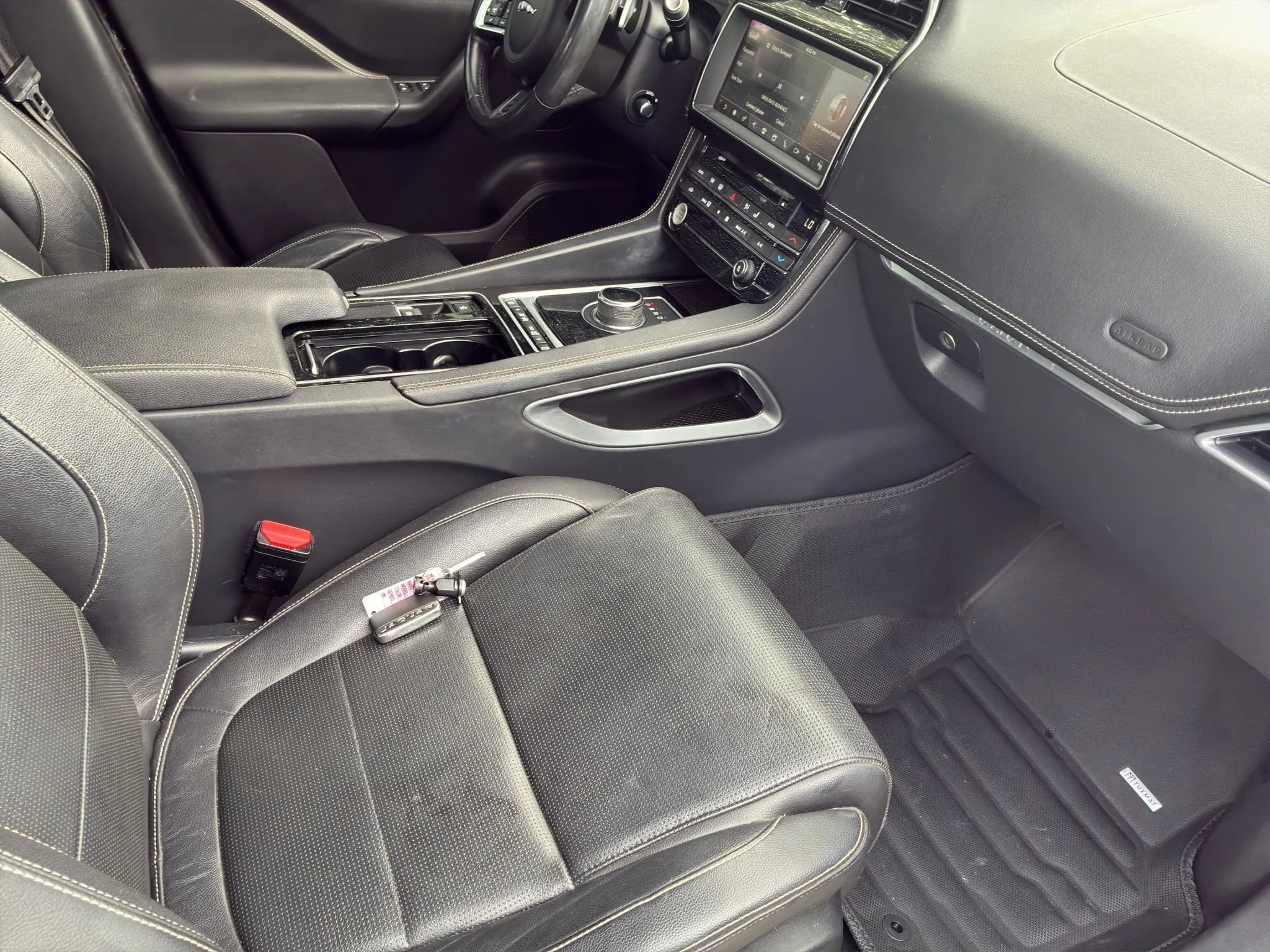 Used 2018 Jaguar F-PACE S AWD/4WD image 20