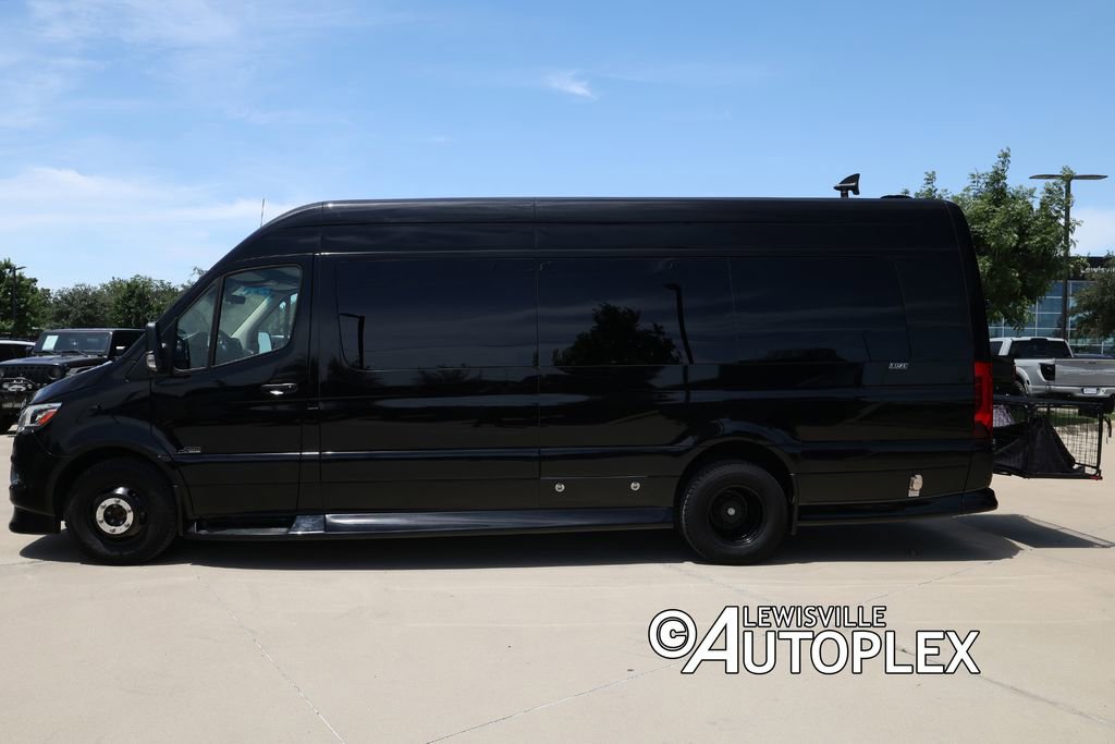 Used 2024 Mercedes-Benz Sprinter 3500 image 8